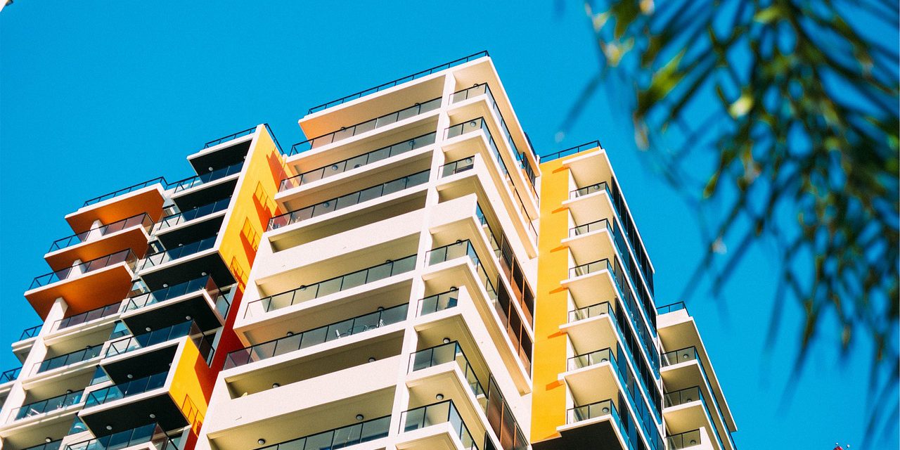 Gravacao-de-interfone-um-passo-a-mais-para-a-seguranca-no-condominio