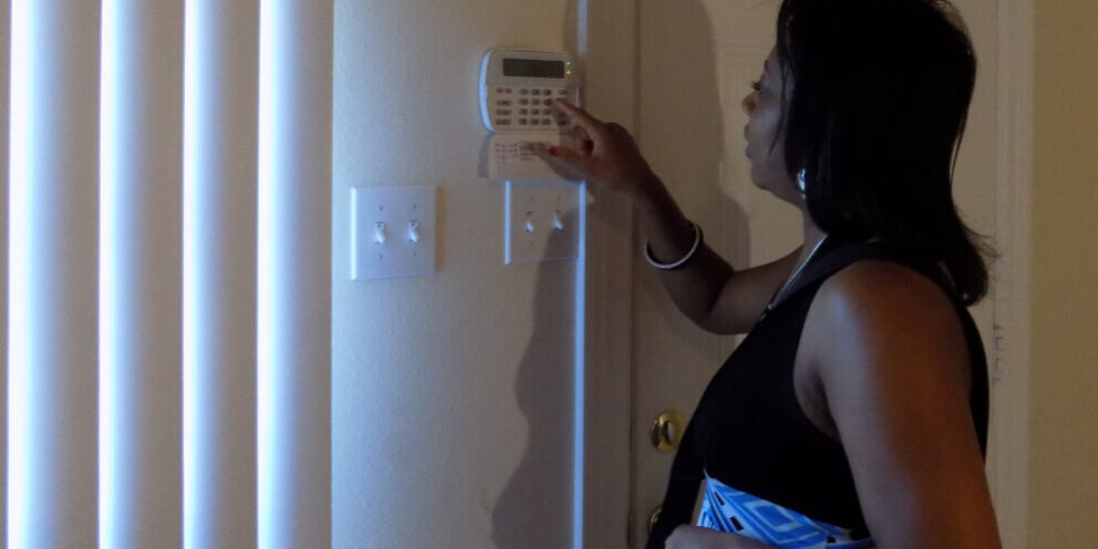 Facil-de-instalar,-dificil-de-escapar-entenda-como-o-monitoramento-de-alarmes-24h-traz-mais-seguranca