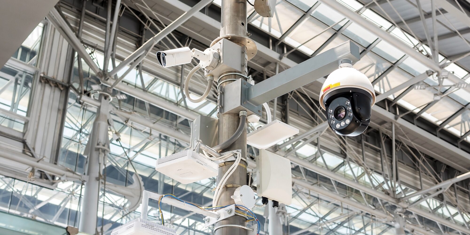 como-o-cftv-pode-aumentar-a-seguranca-e-ajudar-a-melhorar-a-producao-em-sua-empresa